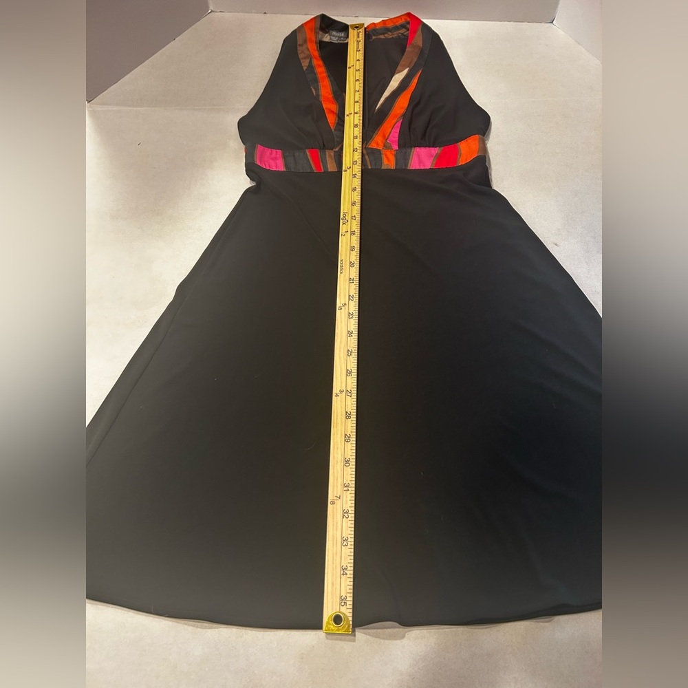 Women's MUSE Black Sleeveless V-neck Dress, Size 4 - Picture 13 of 14